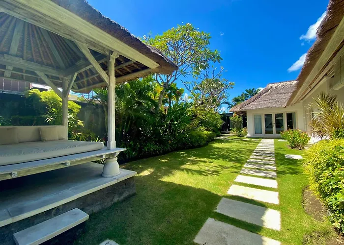 Serene Villas Seminyak 